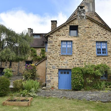 Gite du Pont Saint-Céneri-Le-Gérei dans les Alpes Mancelles Villa Esterno foto