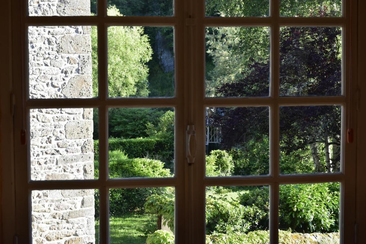 Gite du Pont Saint-Céneri-Le-Gérei dans les Alpes Mancelles Villa Esterno foto